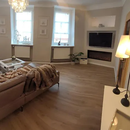 Lux Altes Landwarenhaus Mit Garten Und Zubuchbarer Sauna Apartment *
