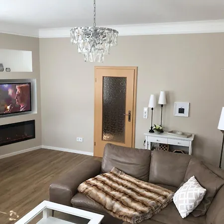 Apartament Altes Landwarenhaus Mit Garten Und Zubuchbarer Sauna Hedersleben