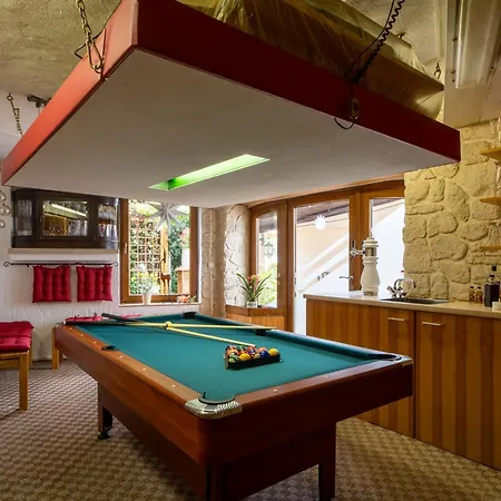 Apartament Altes Landwarenhaus Mit Garten Und Zubuchbarer Sauna Hedersleben