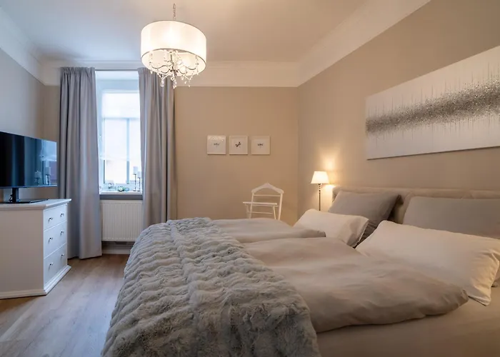 Altes Landwarenhaus Mit Garten Und Zubuchbarer Sauna *